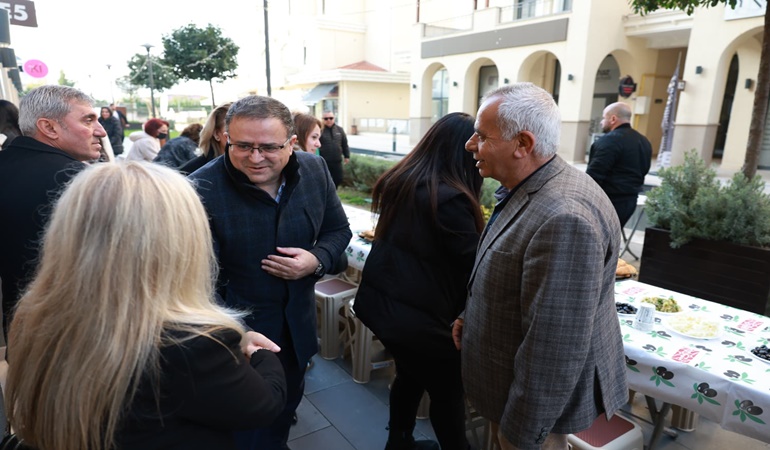 Başkan Gökçe Körfezkent esnafıyla bir araya geldi