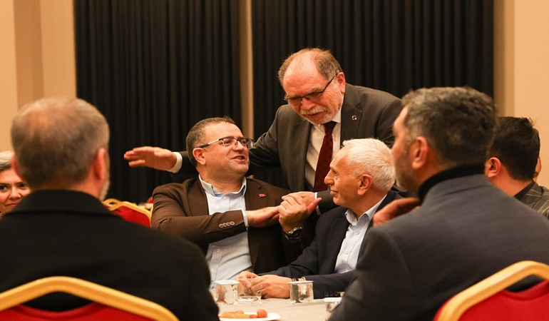 Başkan Gökçe programdan programa koştu