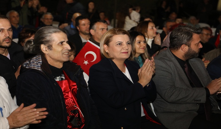 Başkan Hürriyet ADD’nin Cumhuriyet Bayramı coşkusuna ortak oldu