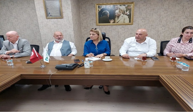 Başkan Hürriyet, EYT’liler için mücadelesini sürdürüyor