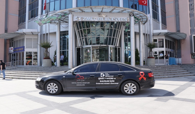 Başkan Hürriyet’in tahsis ettiği makam aracı şehit yakınları ve gazilerin hizmetinde