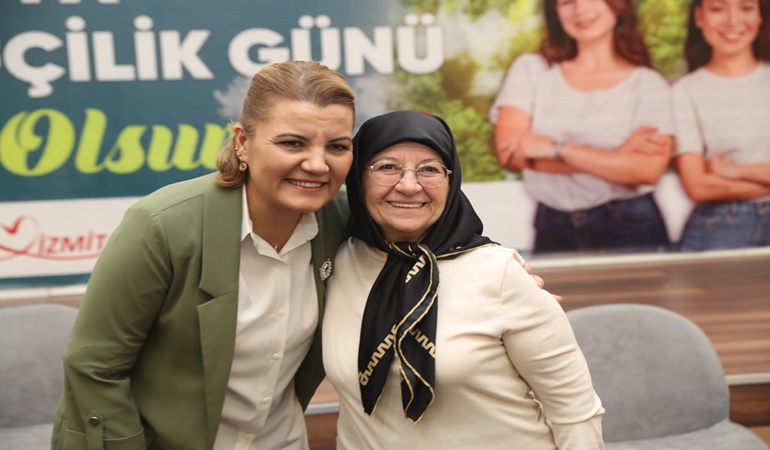 Başkan Hürriyet kentin üreten kadınlarıyla buluştu