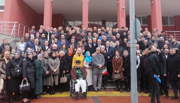 Başkan Hürriyet küfür etti dedi, savcıya şikayet etti