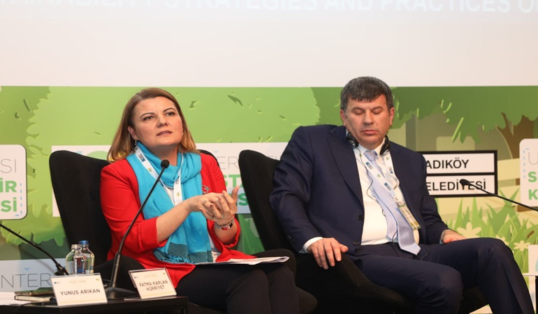 Başkan Hürriyet küresel zirvede örnek projeleri anlattı