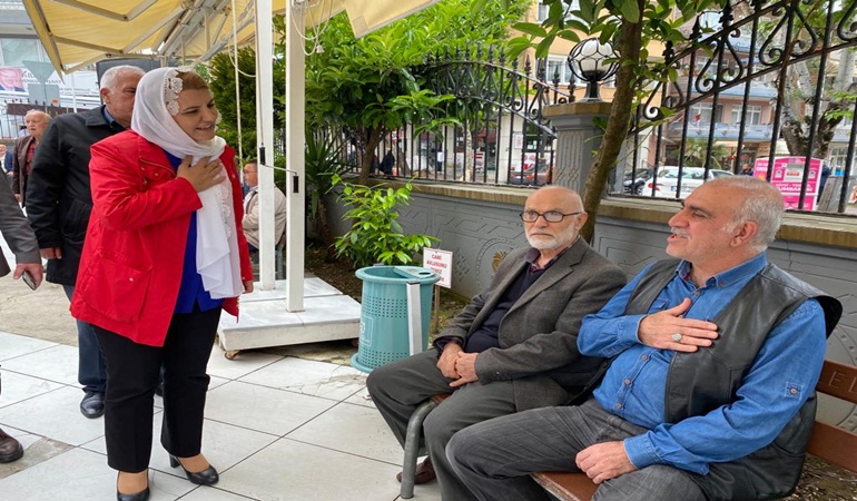 Başkan Hürriyet, Kuruçeşmelilerle buluştu