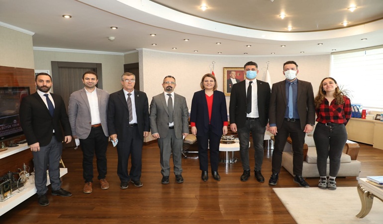 Başkan Hürriyet, MMO Kocaeli Şubesi yeni başkanı Elma’yı ağırladı