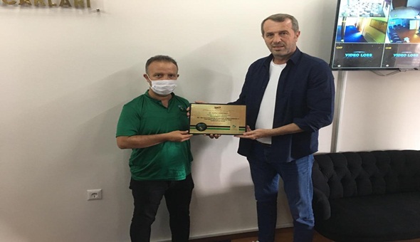 Başkan Hürriyet, Saffet Sancaklı’yı da unutmadı