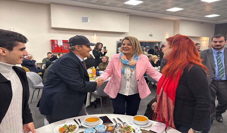 Başkan Hürriyet, şehit aileleri ve gazileri iftarda ağırladı