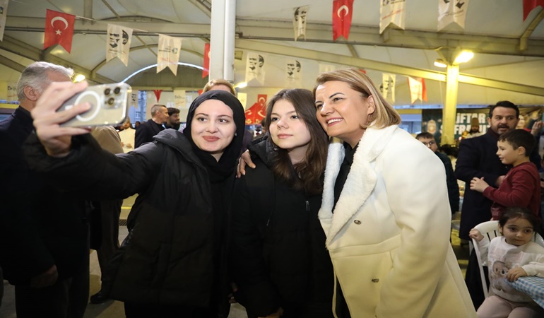 Başkan Hürriyet Yenişehirlilerle de iftarda bir araya geldi