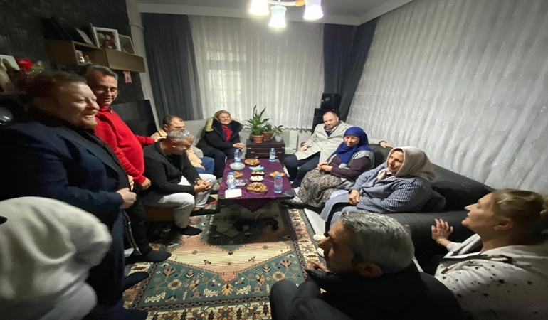 Başkan Hürriyet Zabıtan Mahallesinde vatandaşların evlerine misafir oldu