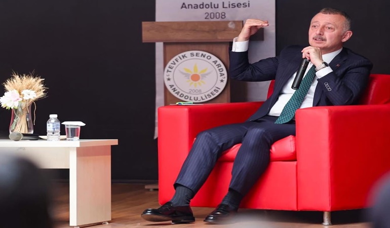 Başkan öğrencilerle bir araya geldi