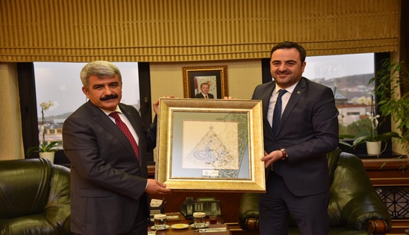 Başkan Özlü’den Rektör Hülagü’ye ziyaret