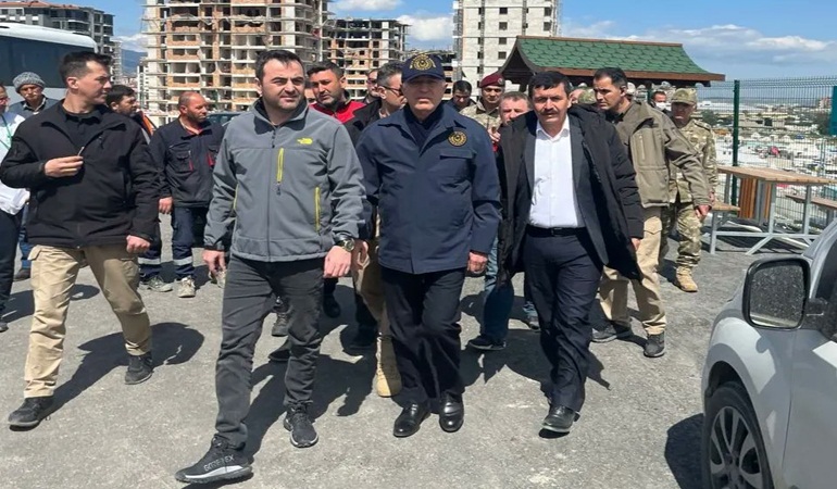 Başkan Özlü Hatay’da da gönüllere dokunuyor