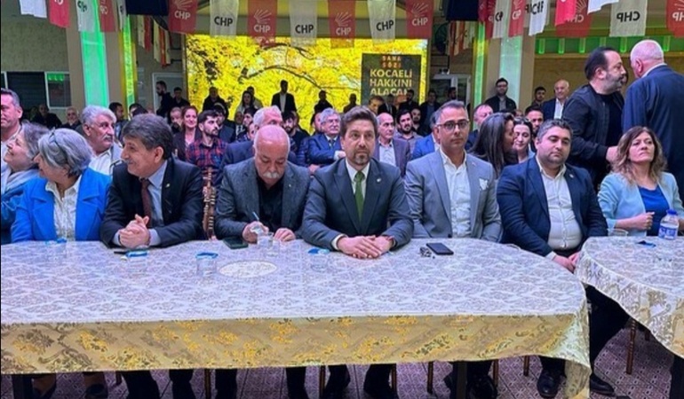 Başkan Sarı ve milletvekili adayları Darıcalılarla buluştu