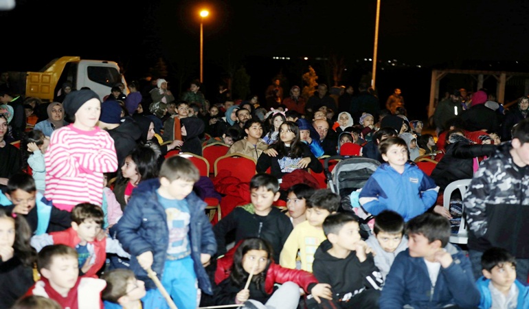 Başkan Şayir’den çocuklara sürpriz