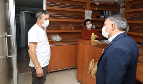 Başkan Şayir esnafı dinliyor