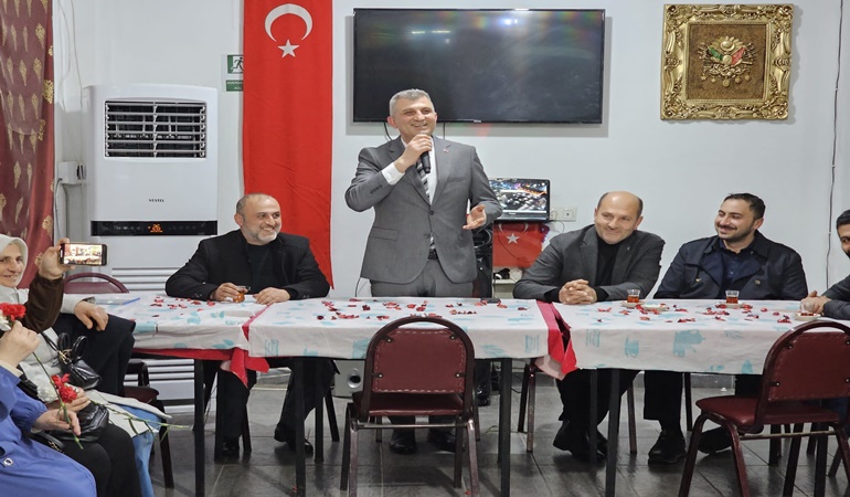 Başkan Sezer gece gündüz sahada