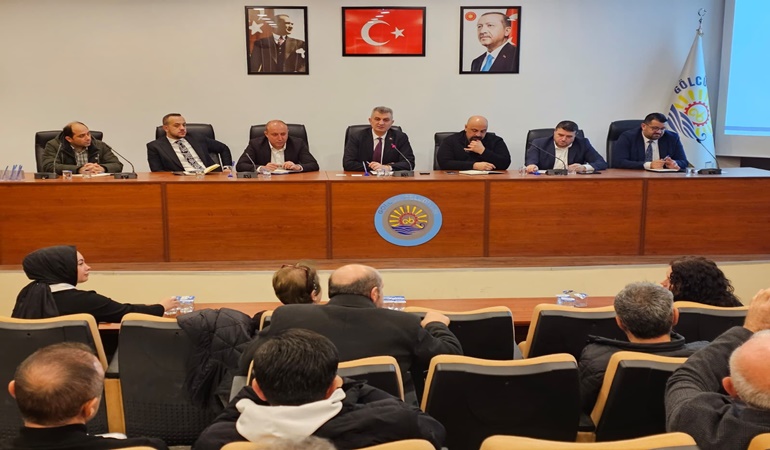 Başkan Sezer Gölcüklü muhtarları yatırımlar hakkında bilgilendirildi