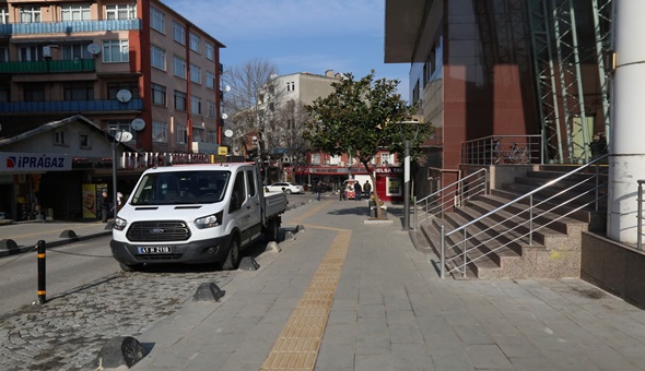 Başkan Sezer'in talimatıyla bir trafik sorunu daha çözüldü