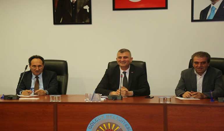 Başkan Sezer muhtarlarla buluştu 