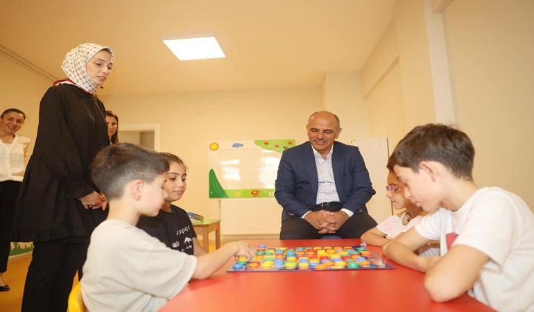 Başkan Söğüt: Anne mutluysa, şehir de mutludur