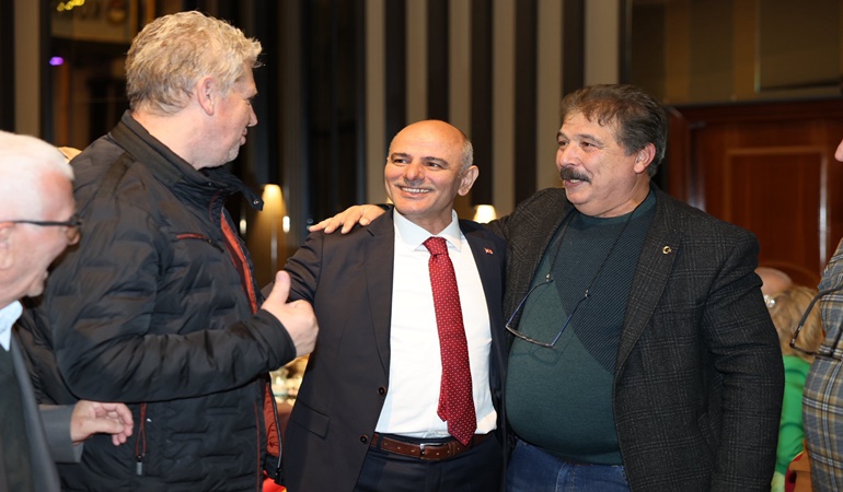 Başkan Söğüt, eski başkan, meclis üyesi ve muhtarları ağırladı