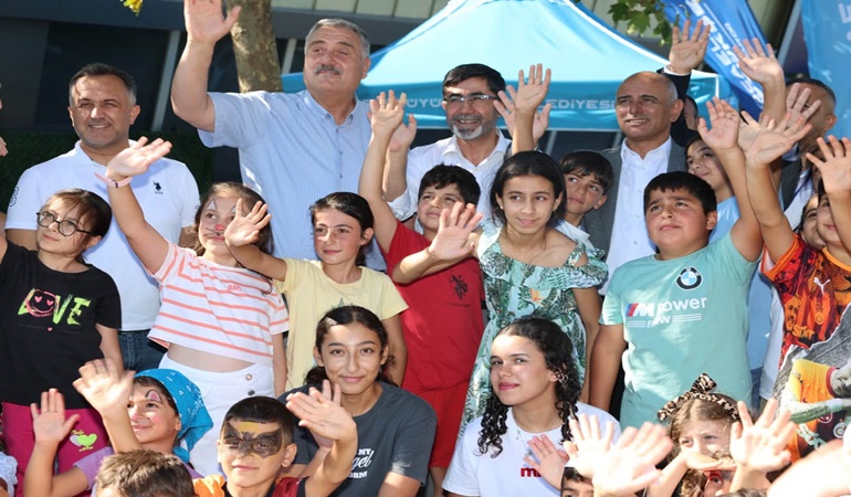 Başkan Söğüt, Hereke Fest’te gençlerle bir araya geldi