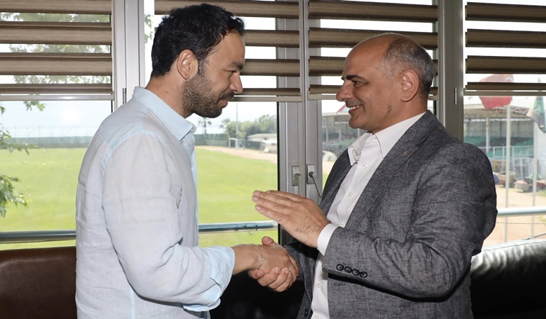 Başkan Söğüt, Kocaelispor’un yeni teknik direktörü İnan’la bir araya geldi