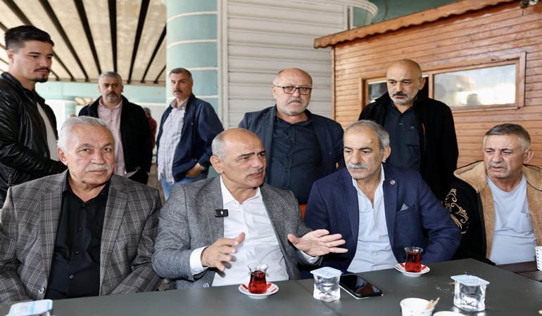 Başkan Söğüt, taksici esnafıyla bir araya geldi