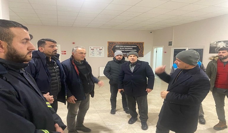 Başkan Söğüt’ten karla mücadele ekiplerine teşekkür