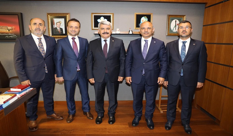 Başkan Söğüt’ten milletvekillerine ziyaret