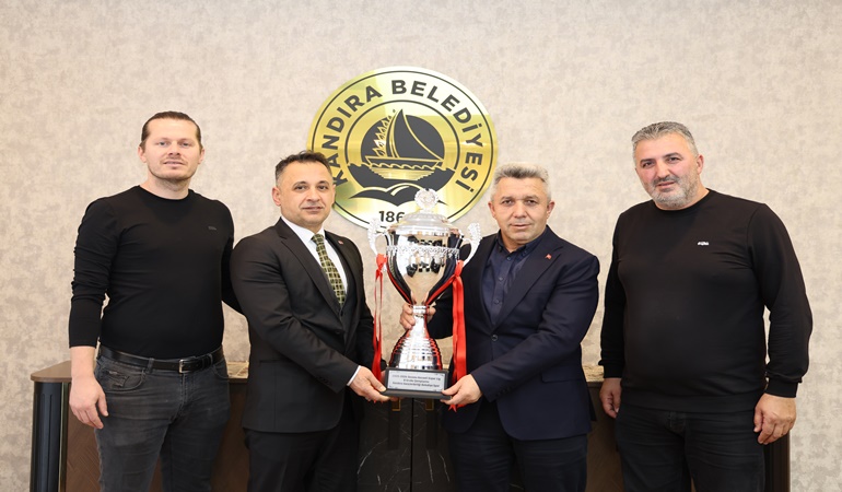 Başkanı Ölmez, şampiyon kulübün yöneticilerini ağırladı