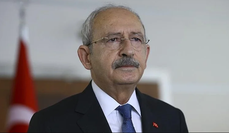 Beceriksizler, şov yapmayı bırakın!