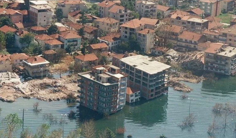 Beklenen büyük depremle ilgili yeni açıklama