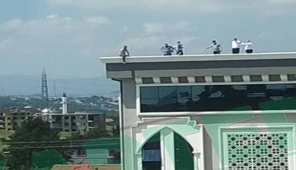 Belediye çalışanı, belediye binasında intihara kalkıştı