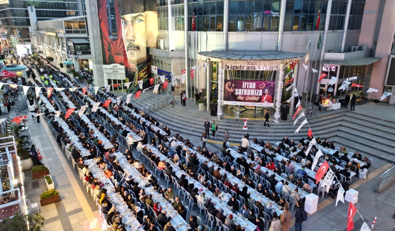 Belsa önünde dev iftar sofrası kurulacak! Tüm İzmitliler davetli