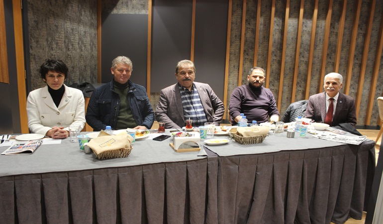 Ben bu insanla siyaset yapmam