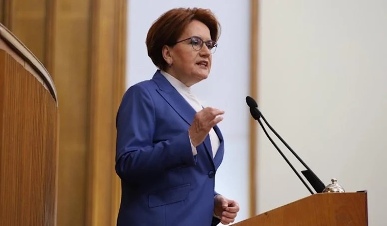 Ben hiç kimsenin arkasından hançer vurmadım