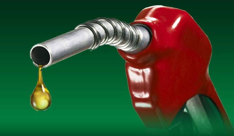 Benzinden sonra şimdi de motorine zam geliyor