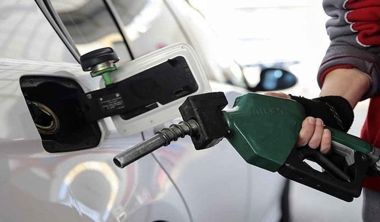 Benzine yeni zam geliyor