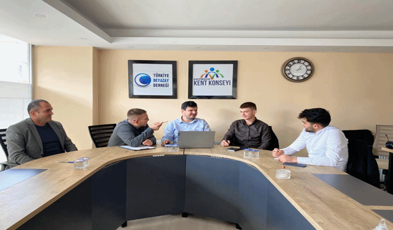 Beyazay Derneği’nden ön yargıları yıkıyoruz semineri