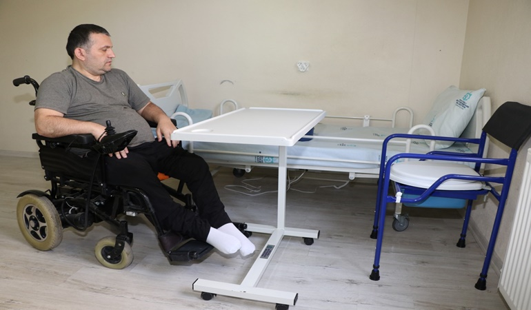 Binlerce hastaya evde bakım hizmeti