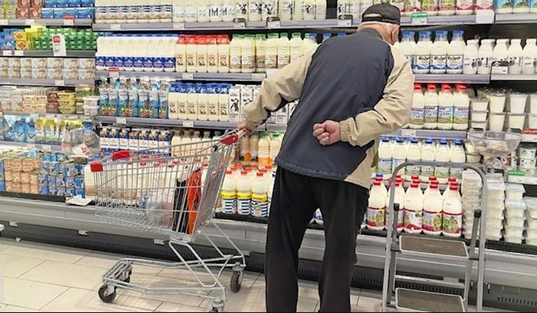 Bir litre süt 40 liraya dayandı