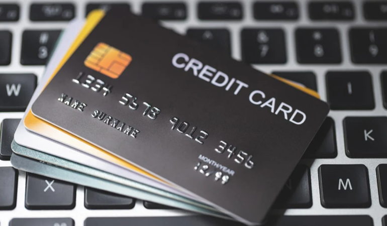 Bireysel kredi kartı borçları patladı