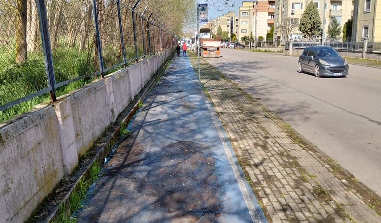 Bisiklet yollarına el atılsın! 