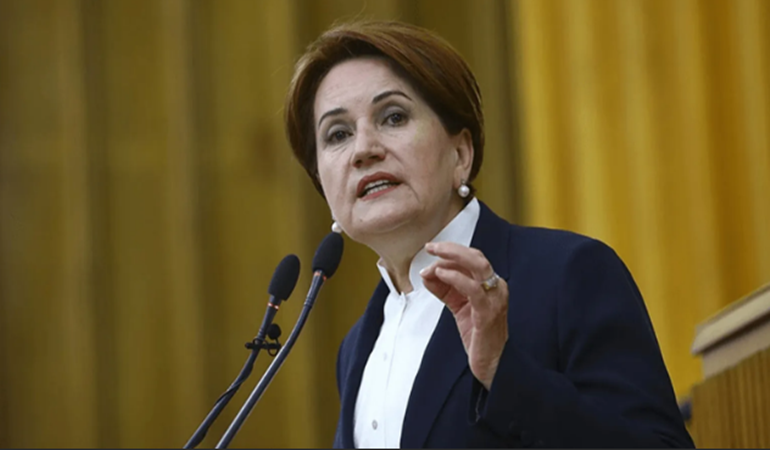 Biz tarihi senin gibi yarım akıllı fesli meczuplardan öğrenmedik