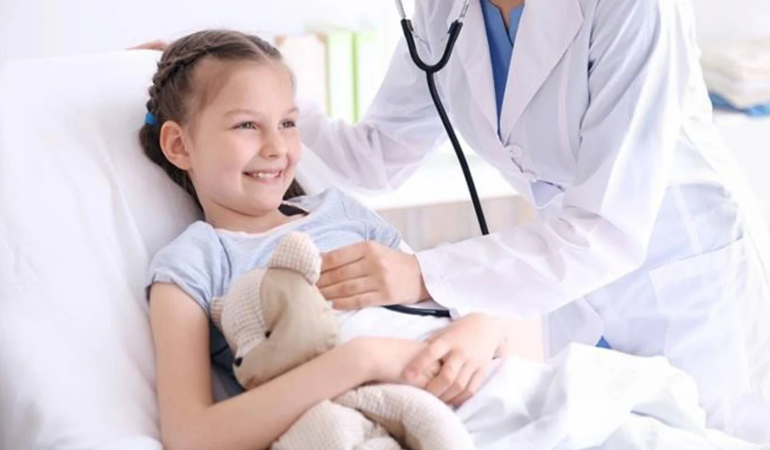 Böyle giderse çocuk doktoru mumla aranacak!