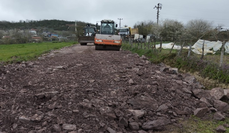 Bozulan yollara hızlı müdahale