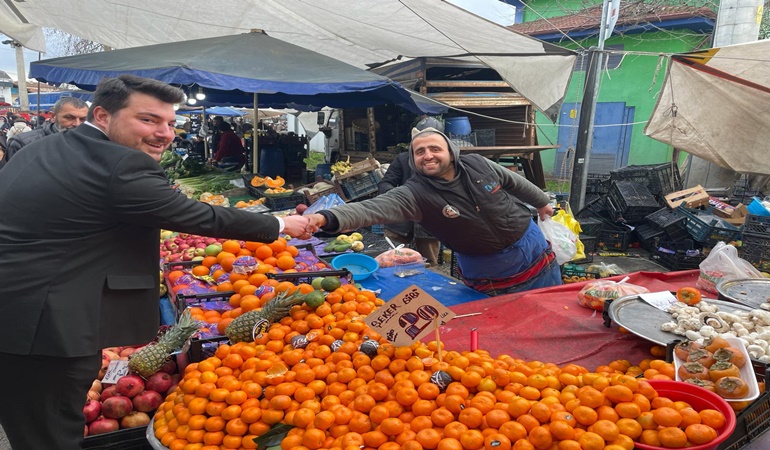 BTP Gölcük adayı Üstüner esnaf esnafa geziyor