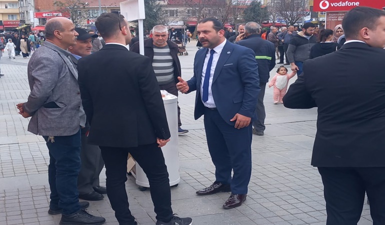 BTP’liler Gebze’de stant kurdu, broşür dağıttı